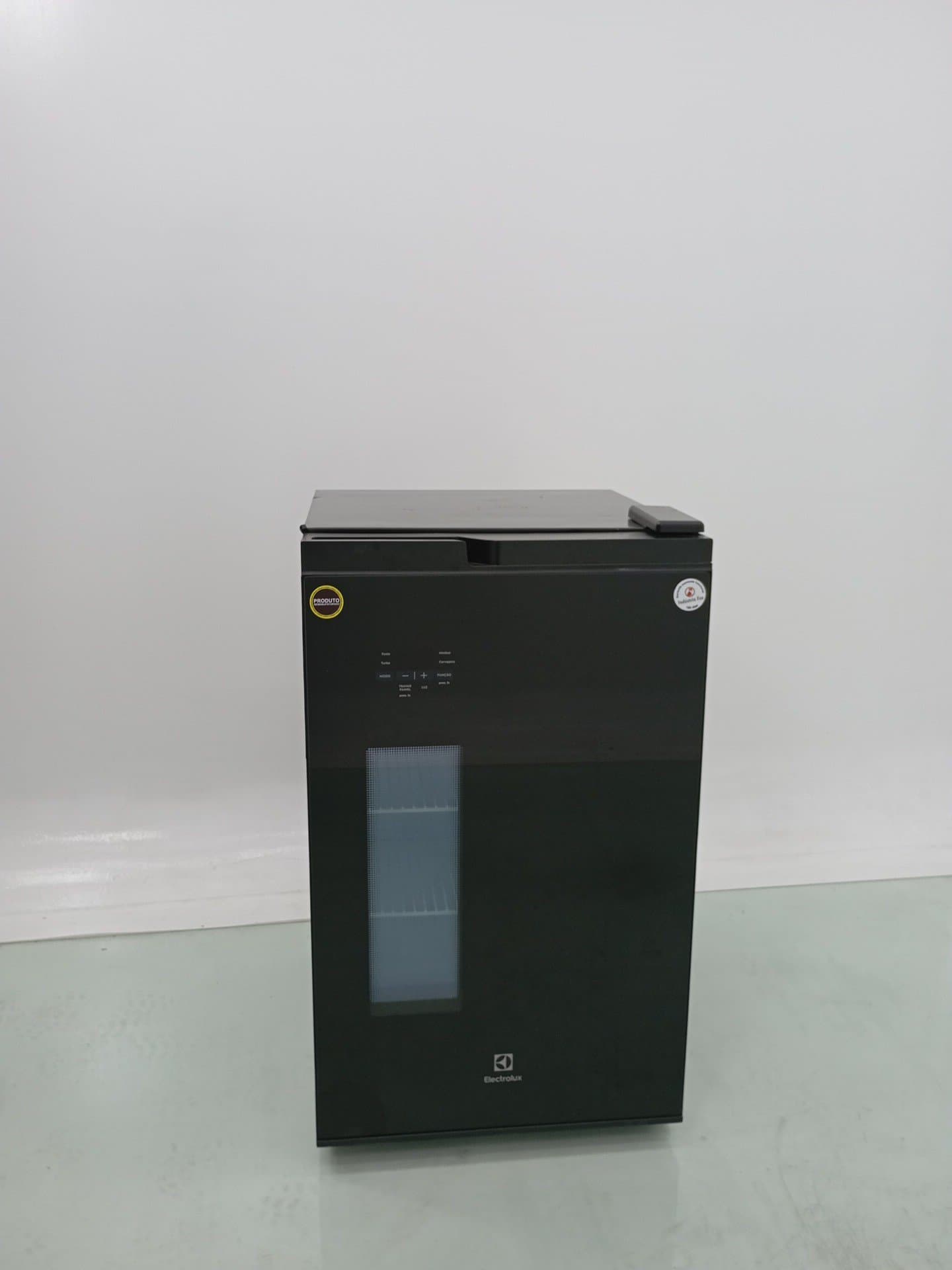 Miniatura 1 de Cervejeira Electrolux Eb100 Home Bar Frost Free 100l - Preto