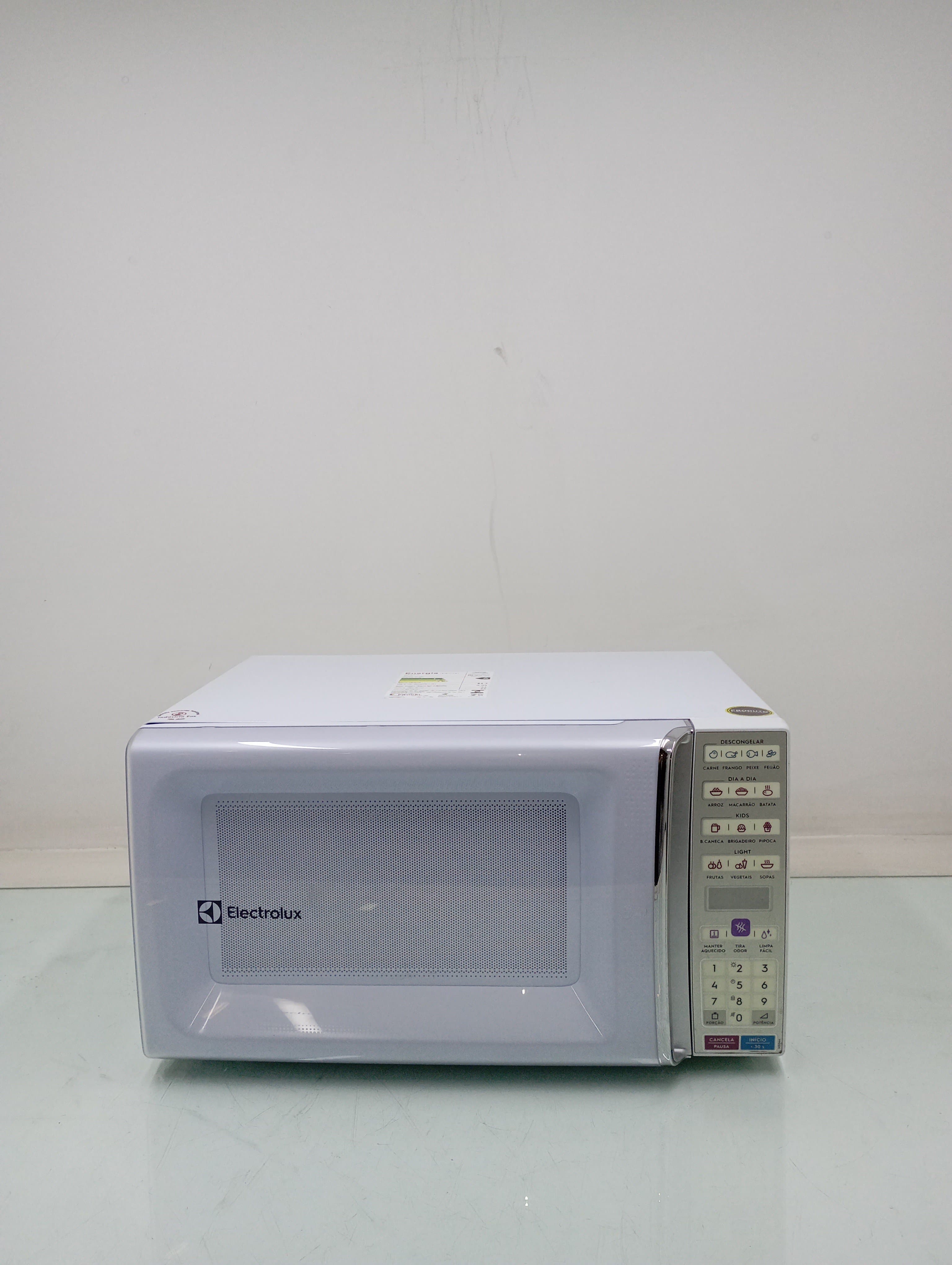 Miniatura 1 de Micro-ondas Electrolux Meo44 34l - Branco