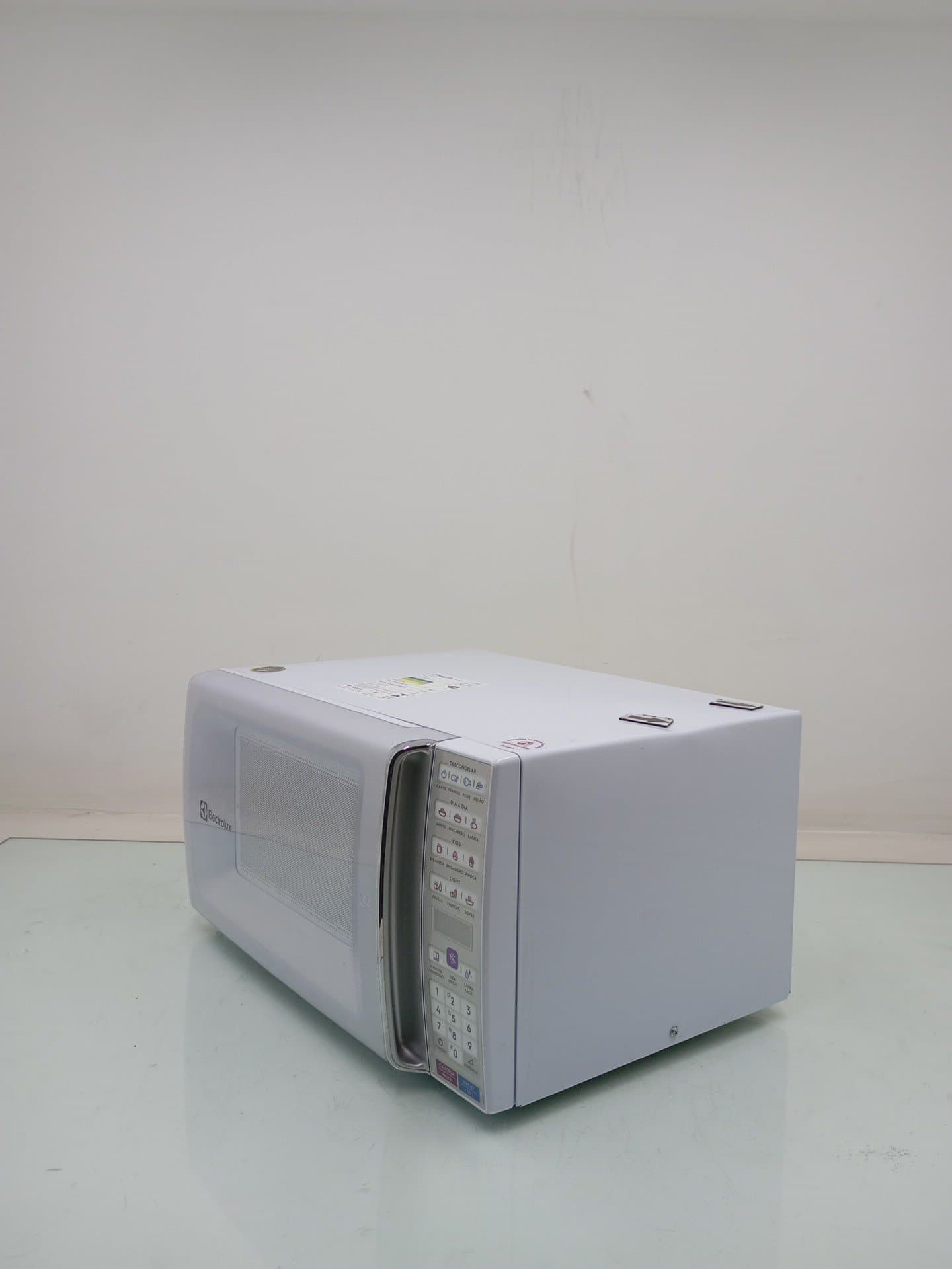 Miniatura 2 de Micro-ondas Electrolux Meo44 34l - Branco