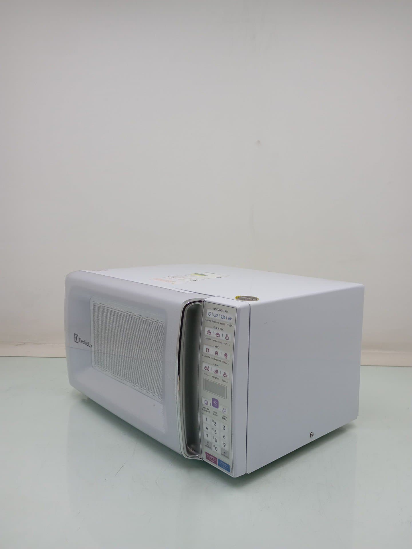Miniatura 2 de Micro-ondas Electrolux Meo44 34l - Branco