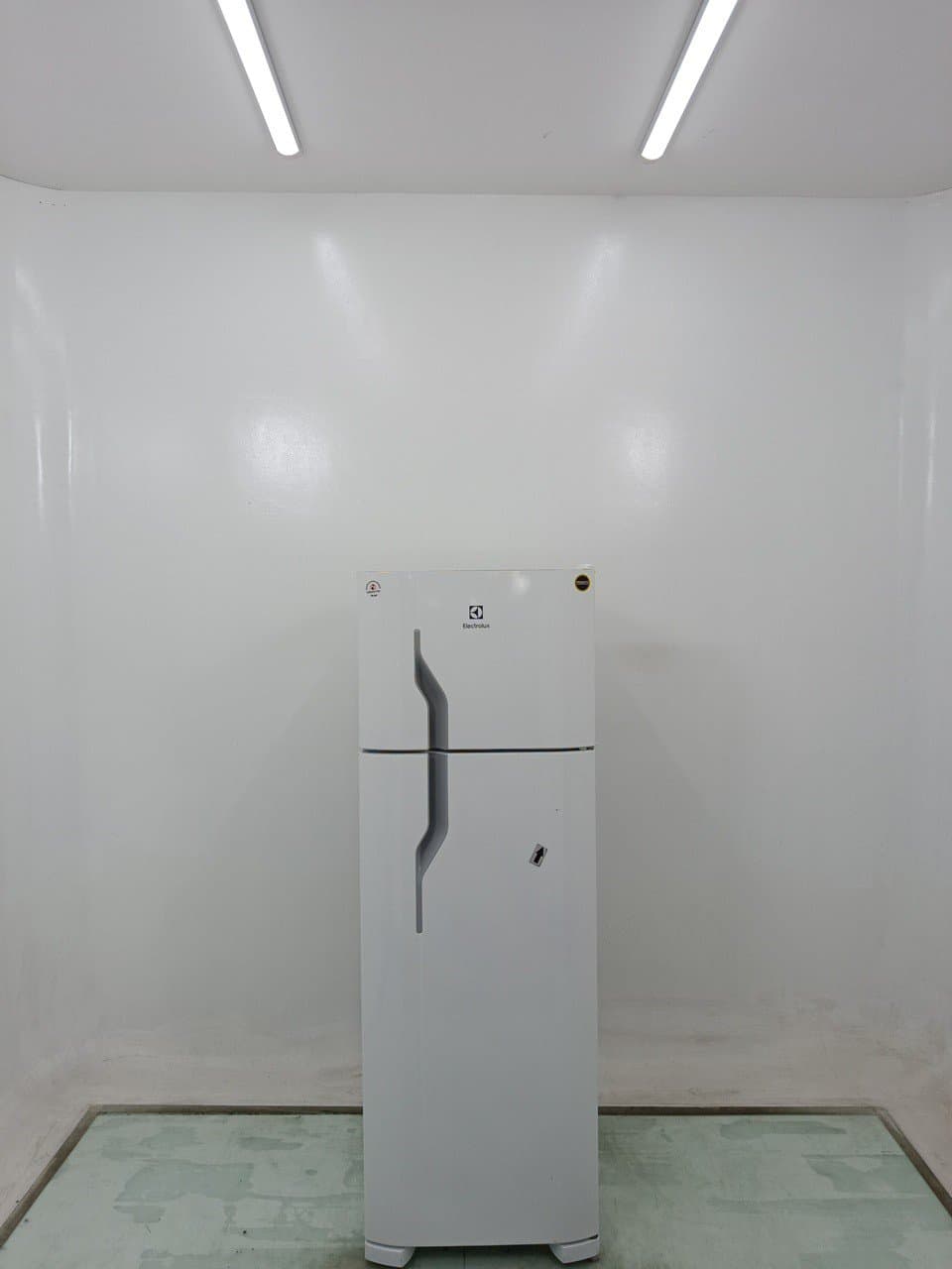 Miniatura 2 de Geladeira Electrolux Dc35a Cycle Defrost 260l Duplex - Branco
