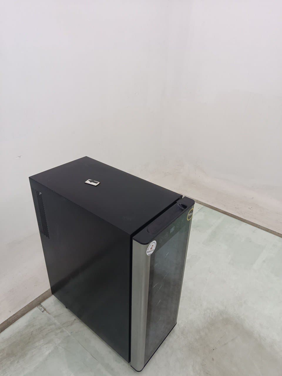 Miniatura 2 de Adega Electrolux Acb12 - Adega Electrolux Acb12-127 V-220 V-inox - Inox