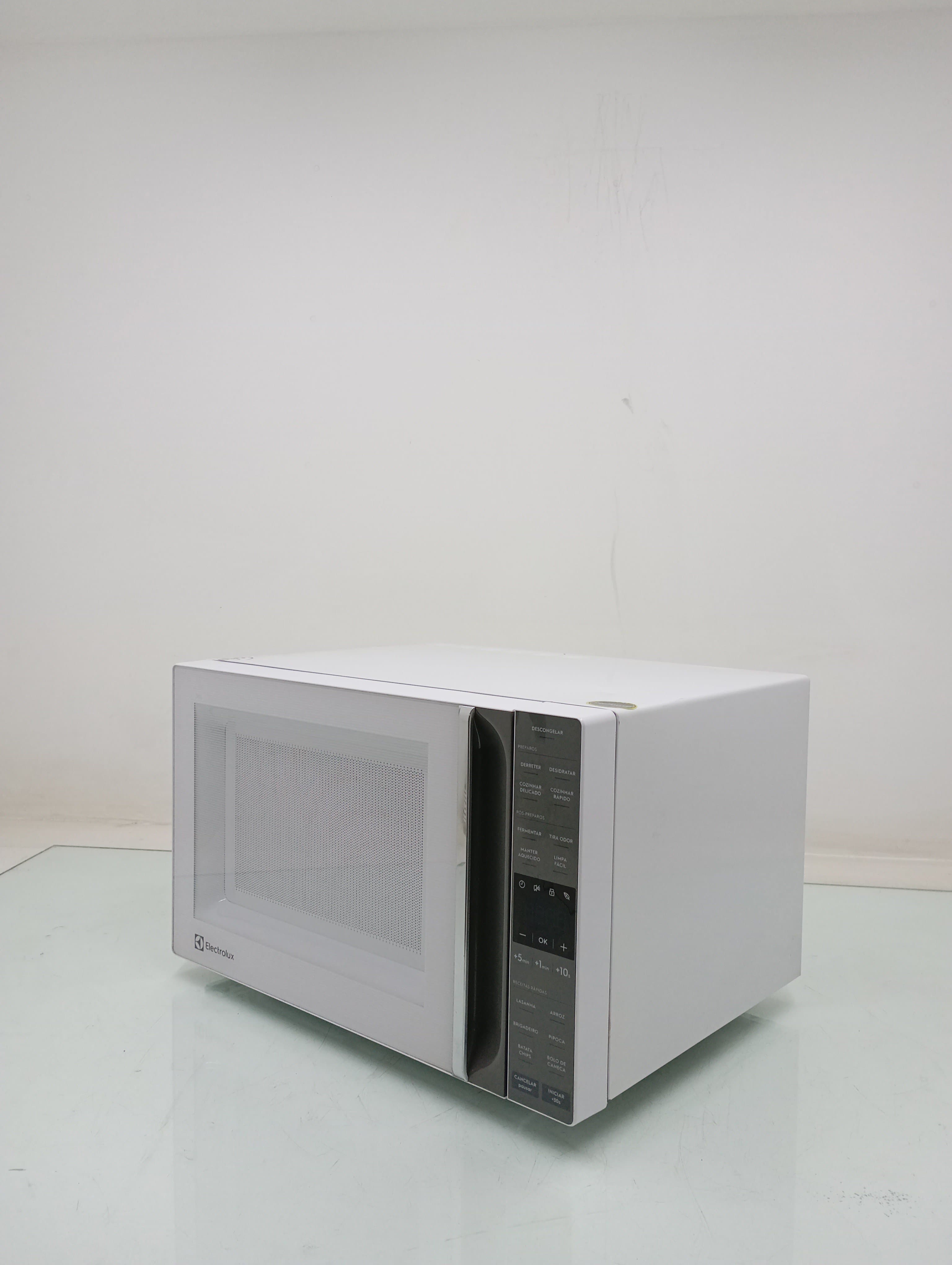 Miniatura 2 de Micro-ondas Electrolux Me36b 36l - Branco