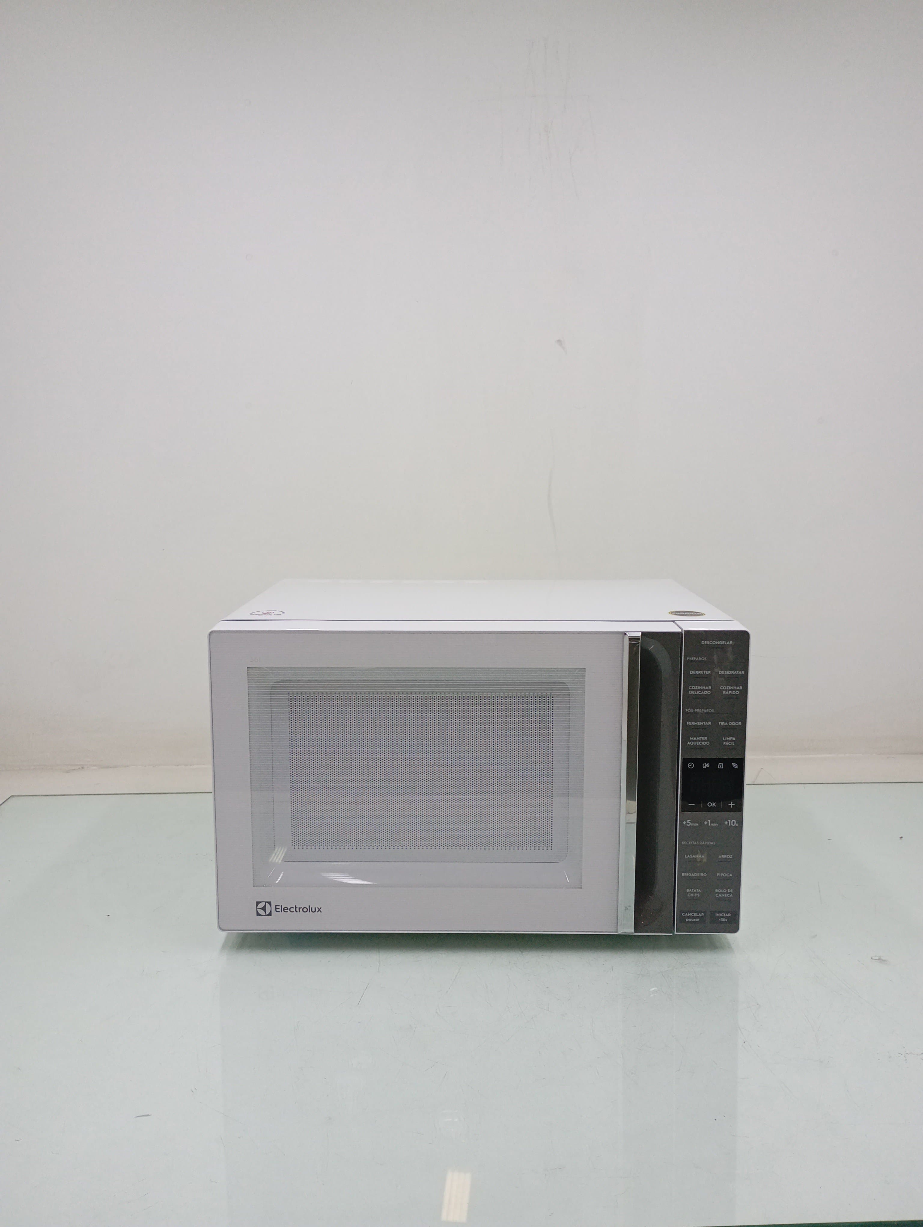 Miniatura 1 de Micro-ondas Electrolux Me36b 36l - Branco