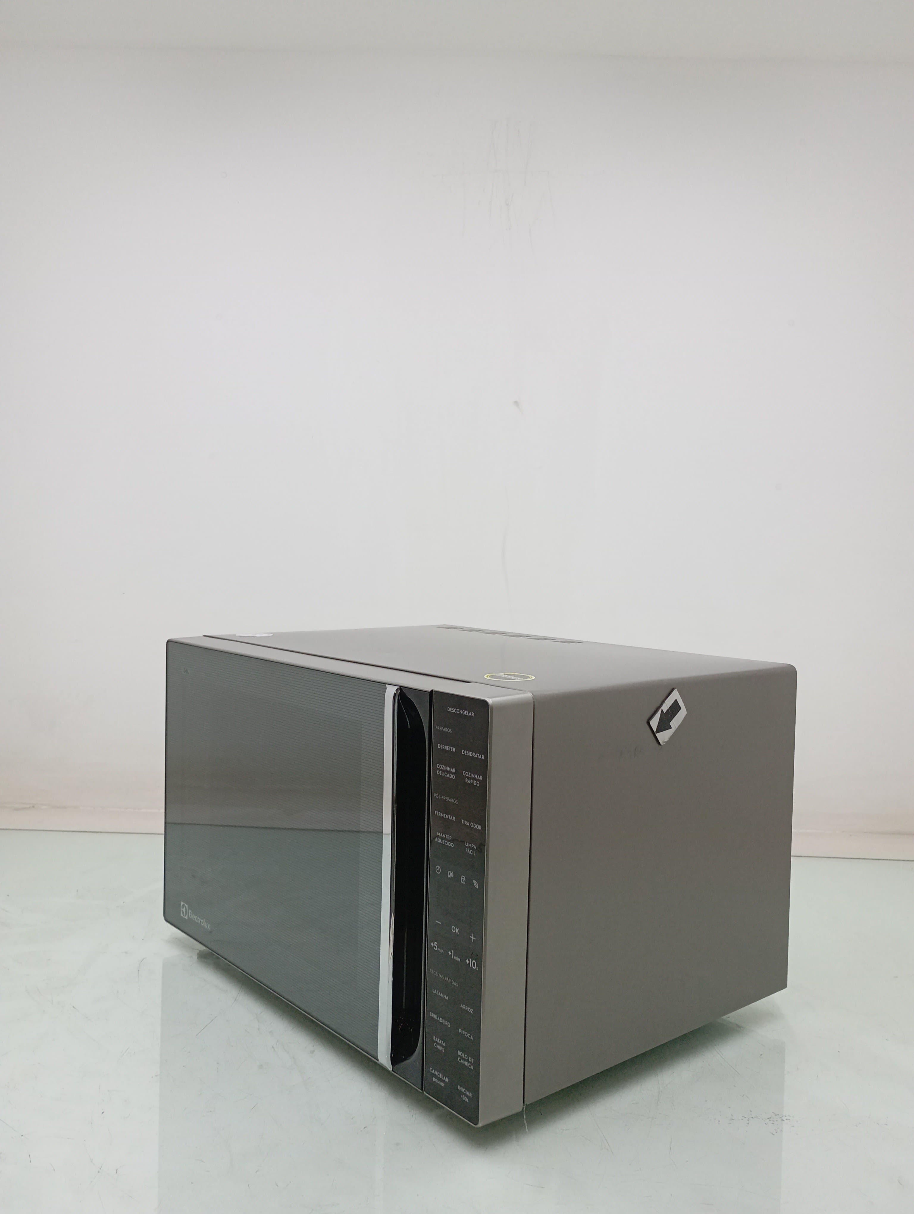 Miniatura 2 de Micro-ondas Electrolux Me36s 36l Efficient Com Descongelamento Assistido - Prata