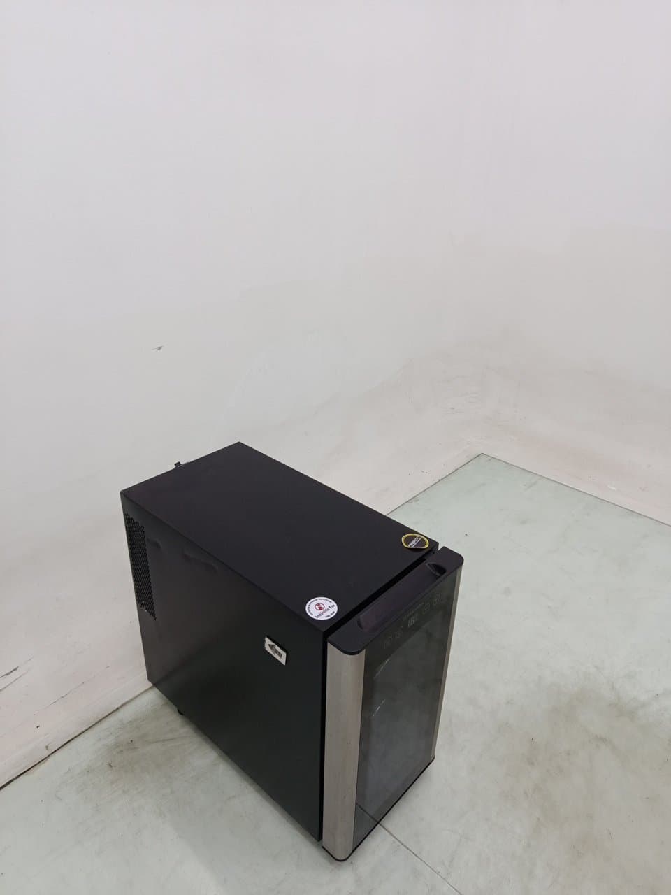 Miniatura 2 de Adega Electrolux 8 Garrafas 1 Porta Acb08 - Inox