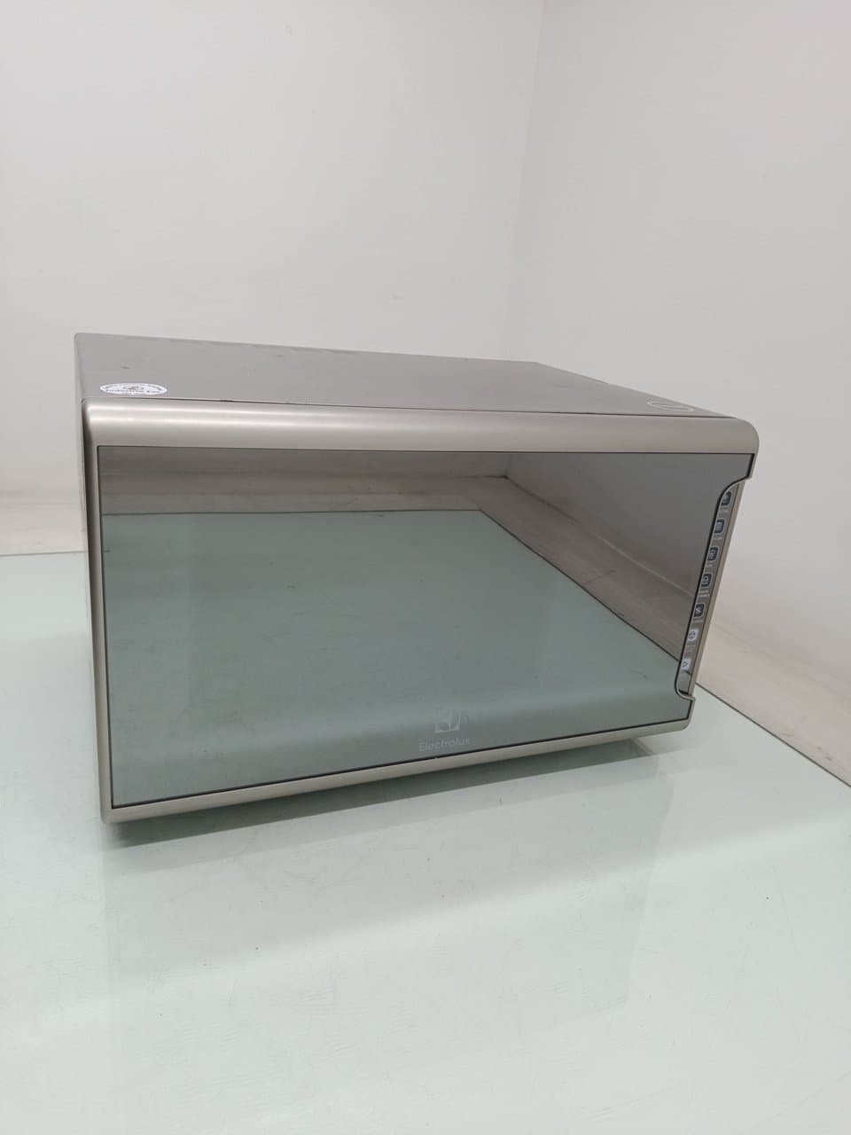 Miniatura 1 de Micro-ondas Electrolux Mi41s 31l Espelhado Com Painel Integrado - Prata