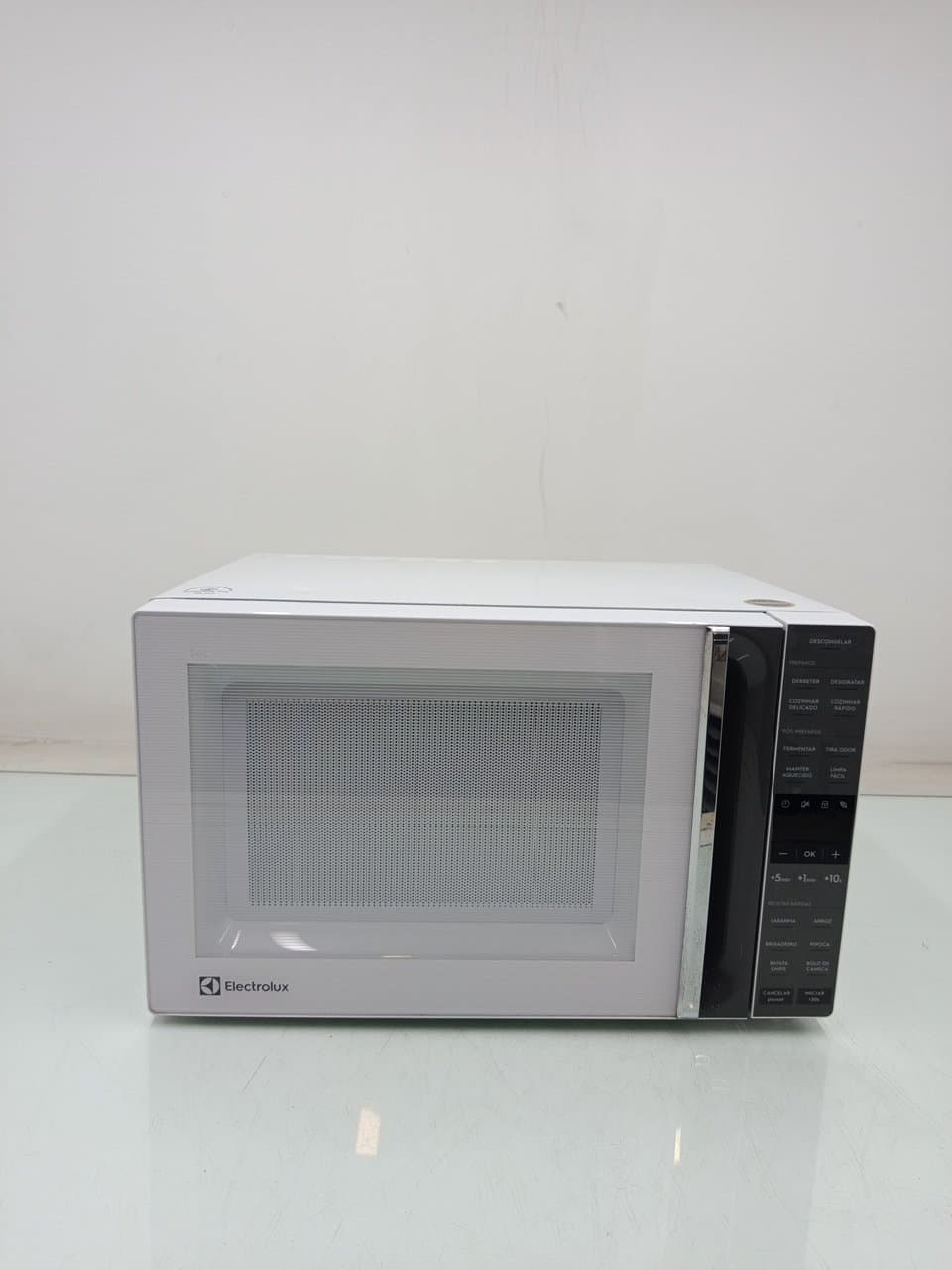 Miniatura 1 de Micro-ondas Electrolux Me36b 36l - Branco