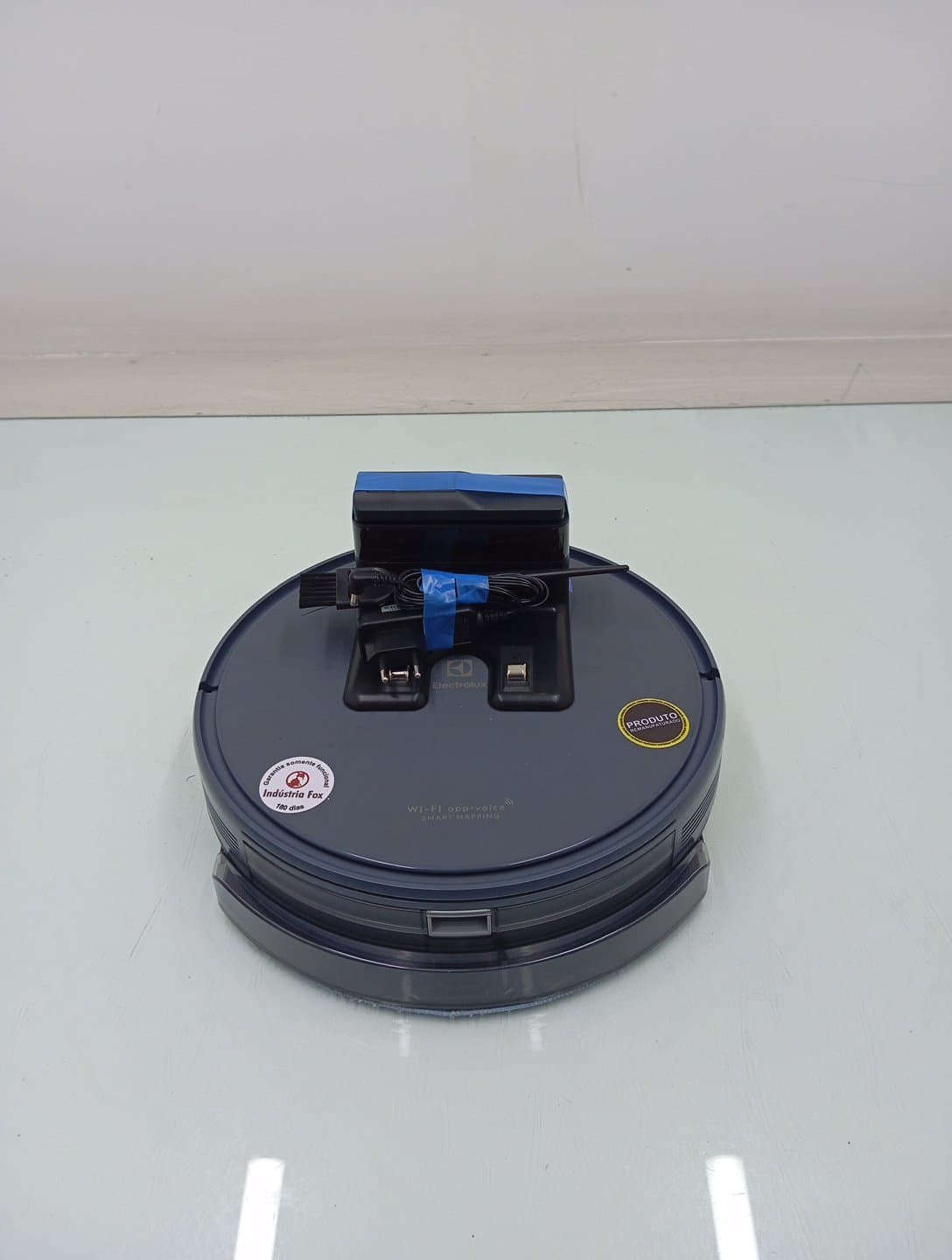 Miniatura 1 de Robo Aspirador De Po Electrolux Erb44 4 Em 1 Wi-fi Experience - Azul