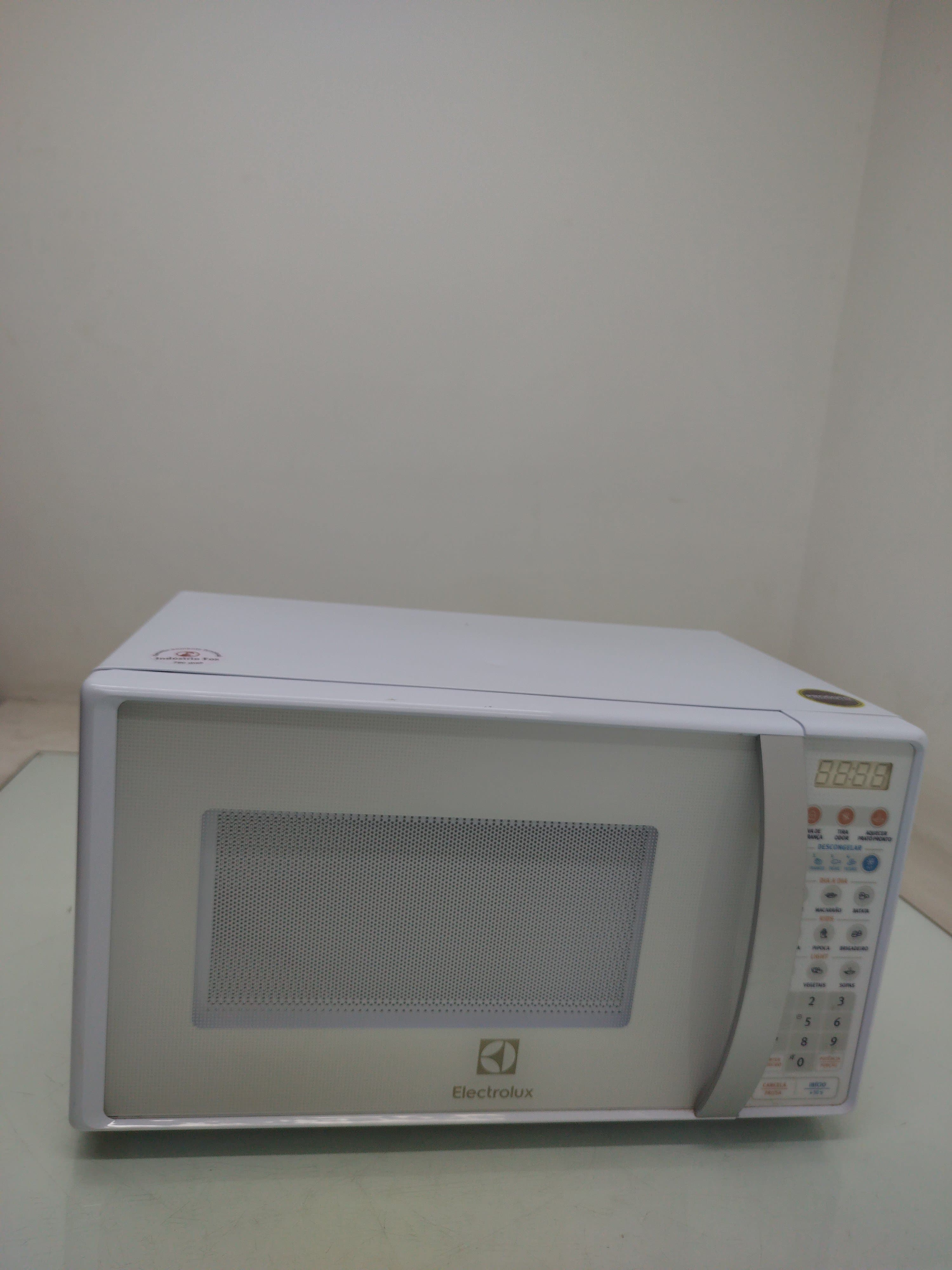 Miniatura 1 de Micro-ondas Electrolux Mto30 - Micro-ondas Electrolux Mto30-220 V-branco - Branco