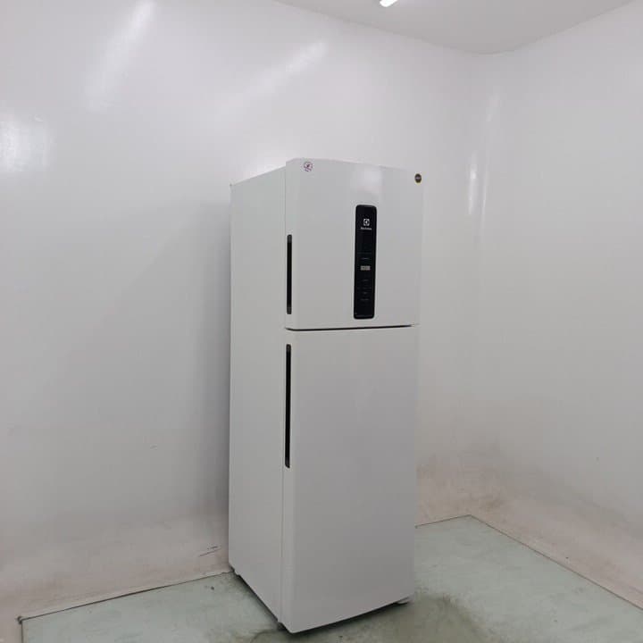 Miniatura 2 de Geladeira Electrolux If45 - Geladeira Electrolux If45-220 V-branco - Branco