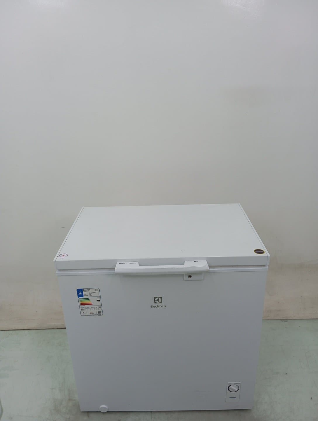 Miniatura 1 de He200 - Freezer Horizontal Electrolux He200-220 V-branco